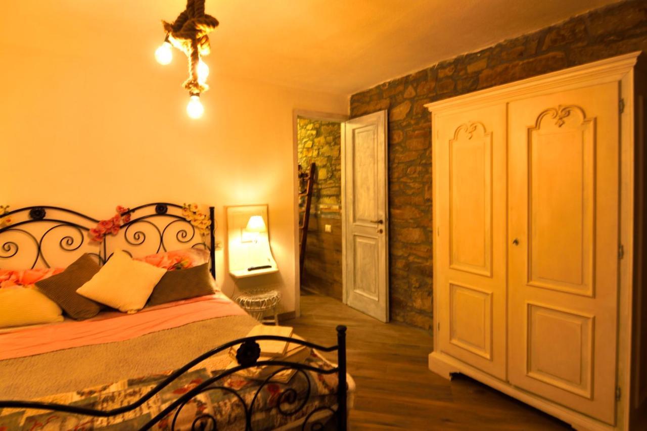 מלון Cremolino Il Borgo Del Castello מראה חיצוני תמונה