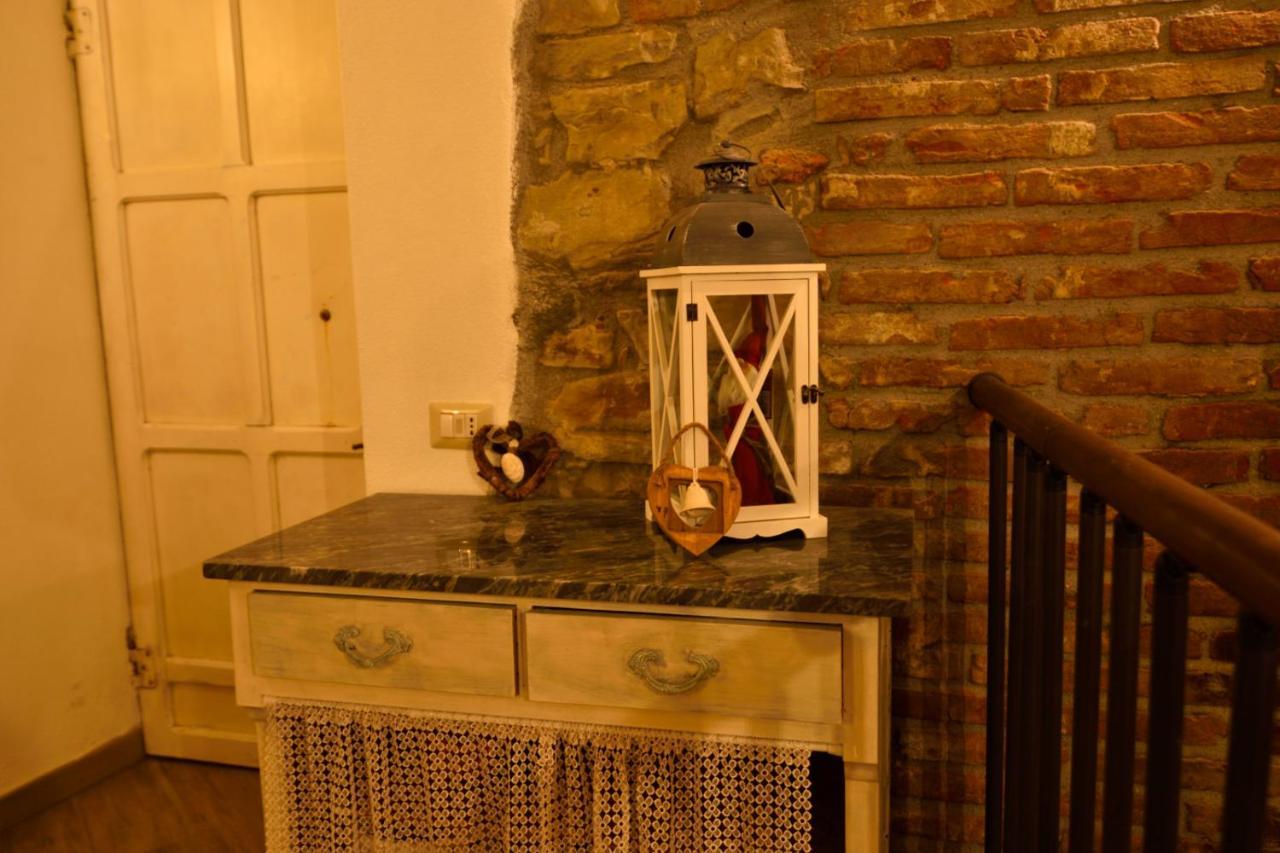מלון Cremolino Il Borgo Del Castello מראה חיצוני תמונה