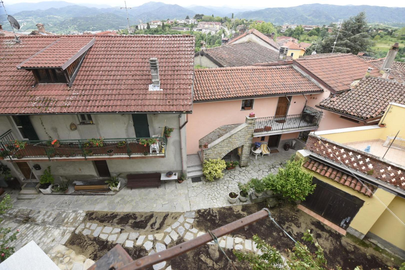 מלון Cremolino Il Borgo Del Castello מראה חיצוני תמונה